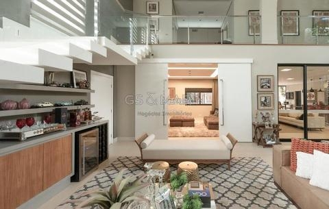 Casa à venda no bairro Bela Suiça, em Londrina